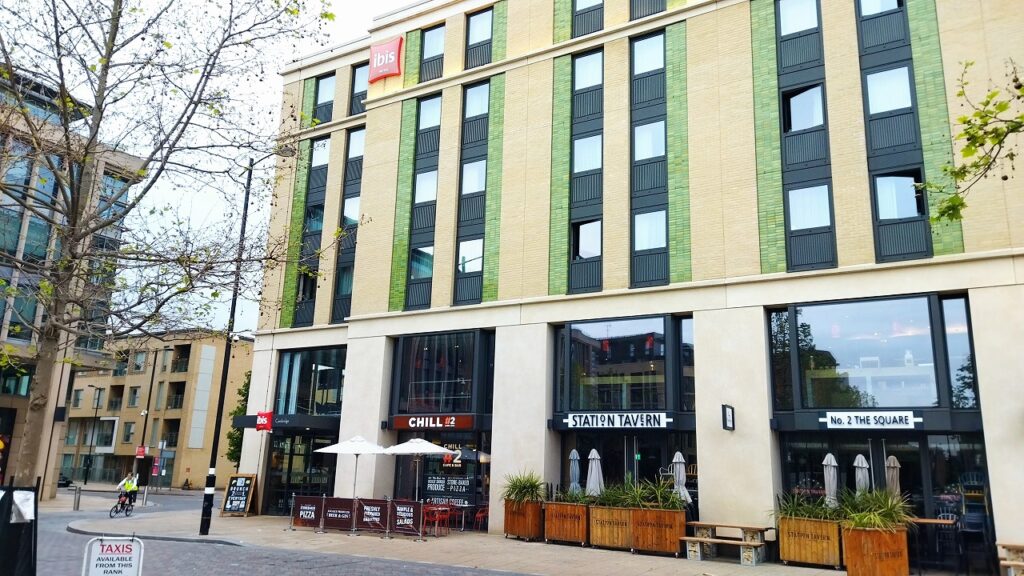 ケンブリッジを無料で観光。駅から市街地周辺を歩いてみた話